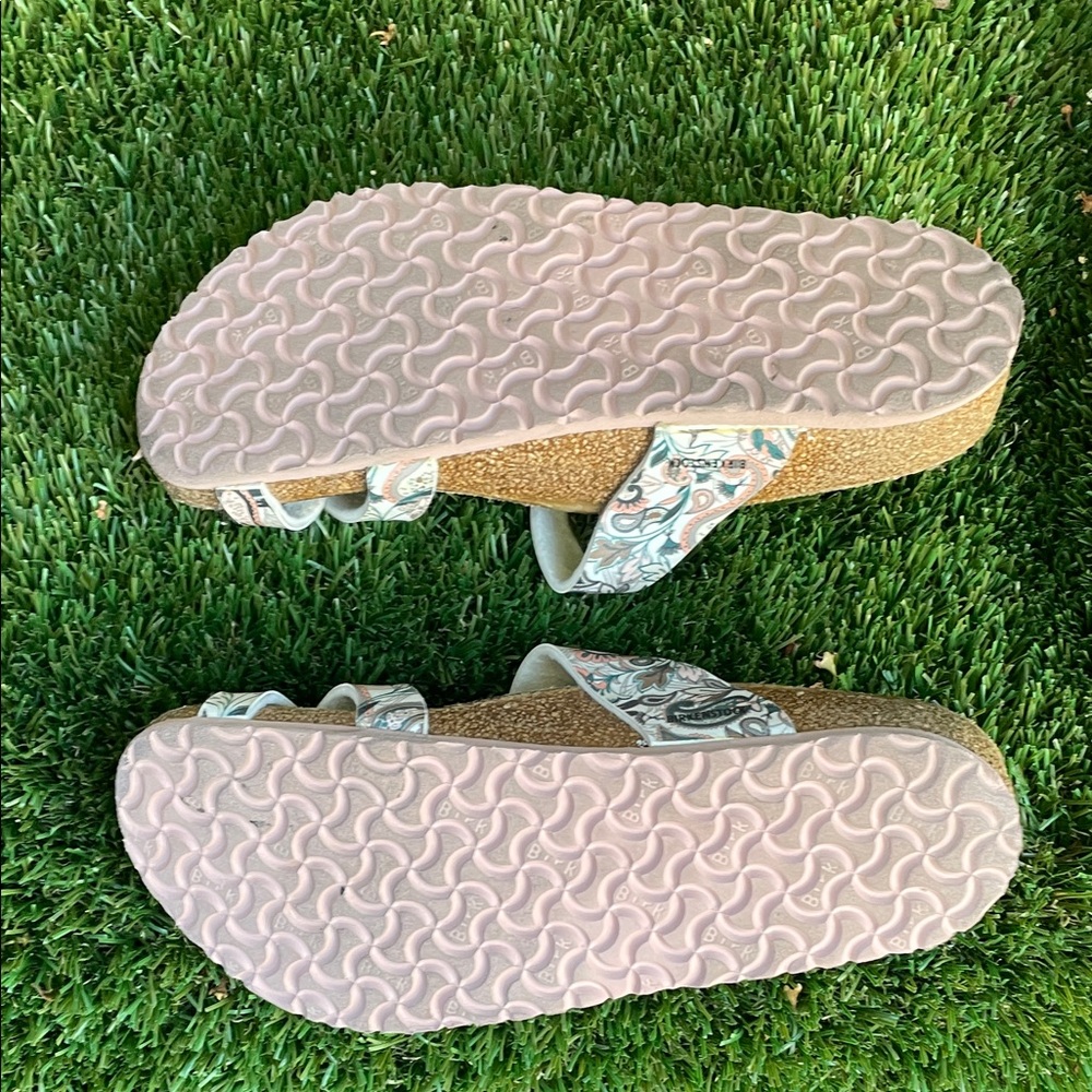 Birkenstock Kids Sandals with Floral Pattern - Picture 4 of 4